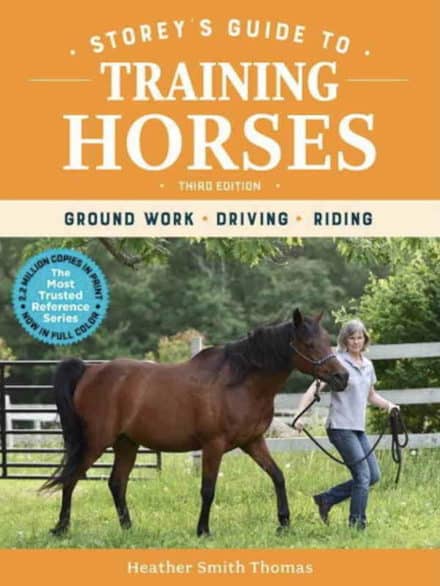 Storey's Guide to Training Horses Ground Work, Driving, Riding / Guide til hestetræning